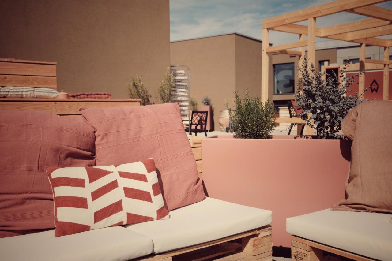 Afterwork Hotel Etoy Екстериор снимка
