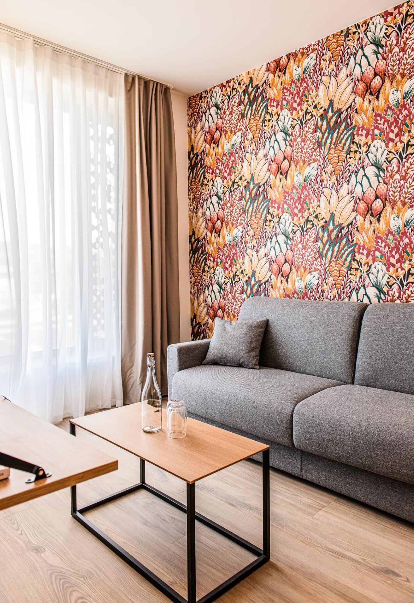 Afterwork Hotel Etoy Екстериор снимка